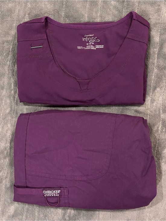 Cherokee Tops - Cherokee Plum V-Neck Short Sleeve Scrub Top